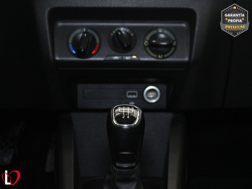 SKODA FABIA 1.0 TSI AMBITION 95 de segunda mano