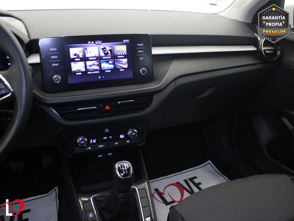 SKODA FABIA 1.0 TSI AMBITION 95 de segunda mano