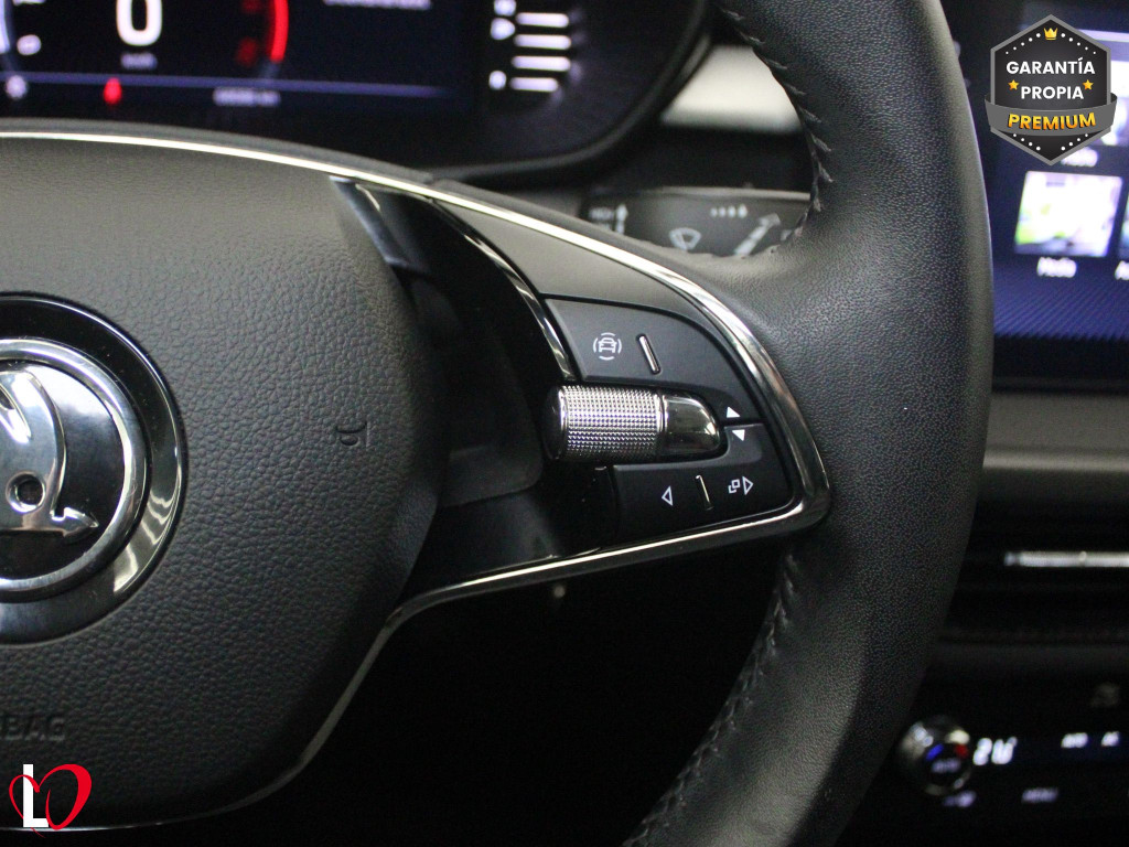 SKODA FABIA 1.0 TSI AMBITION 95 de segunda mano