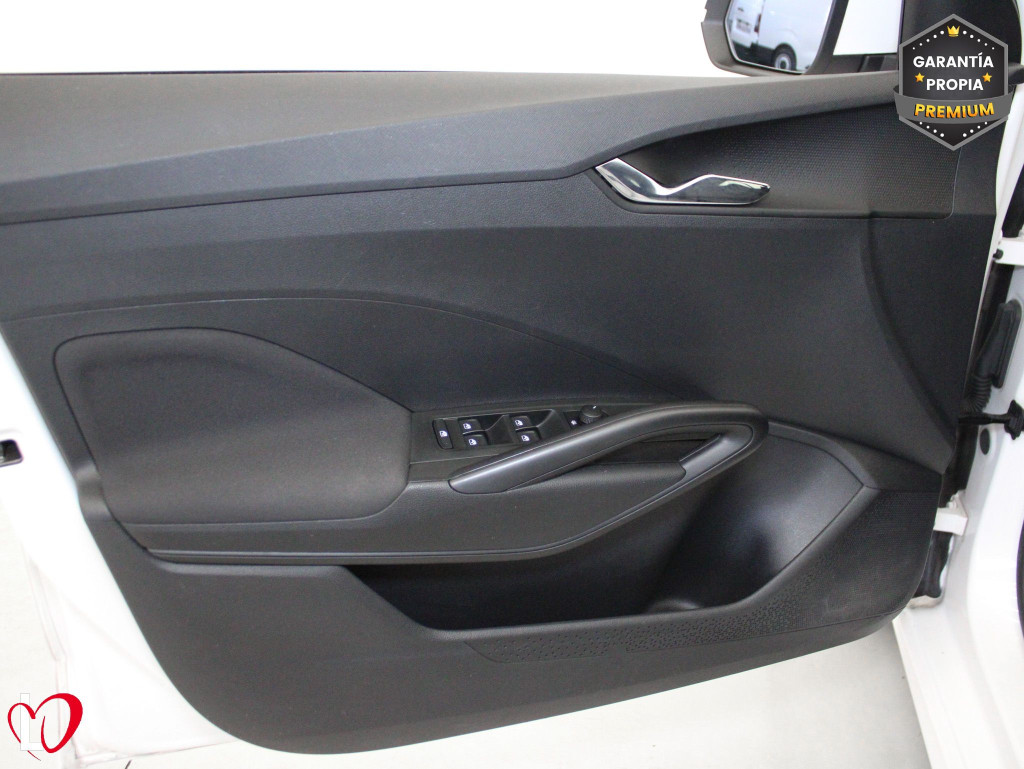 SKODA FABIA 1.0 TSI AMBITION 95 de segunda mano