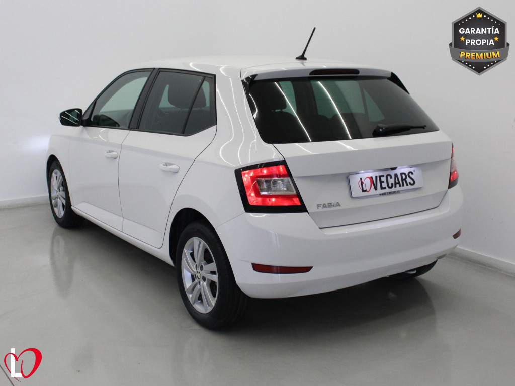 SKODA FABIA 1.0 TSI AMBITION 95 de segunda mano