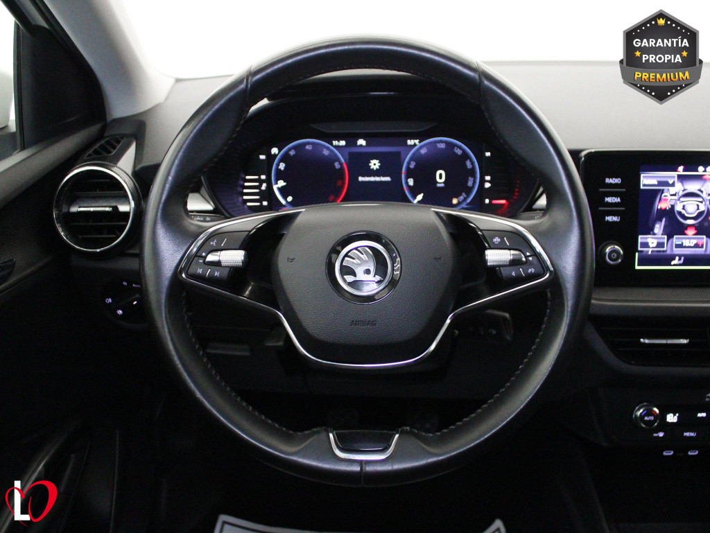 SKODA FABIA 1.0 TSI AMBITION 95 de segunda mano