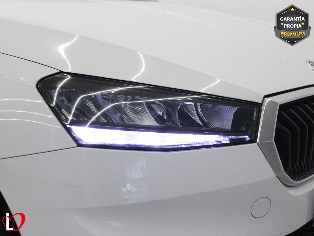 SKODA FABIA 1.0 TSI AMBITION 95 de segunda mano