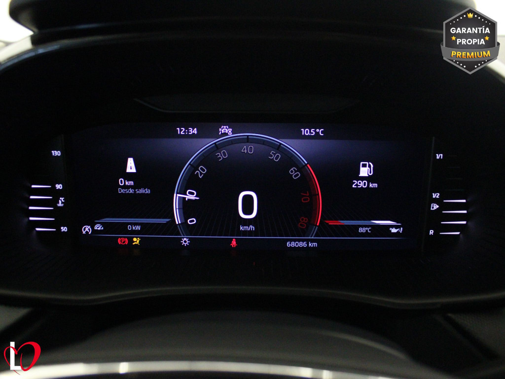 SKODA FABIA 1.0 TSI AMBITION 95 de segunda mano