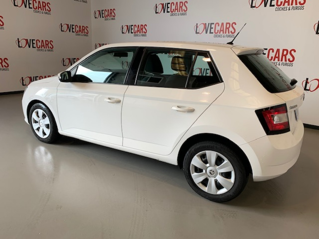 SKODA FABIA 1.4 TDI AMBITION 90CV de segunda mano