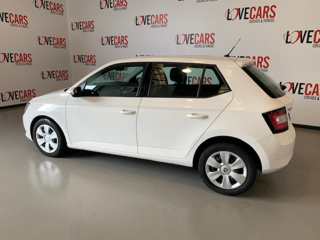 SKODA FABIA 1.4 TDI AMBITION 90CV de segunda mano