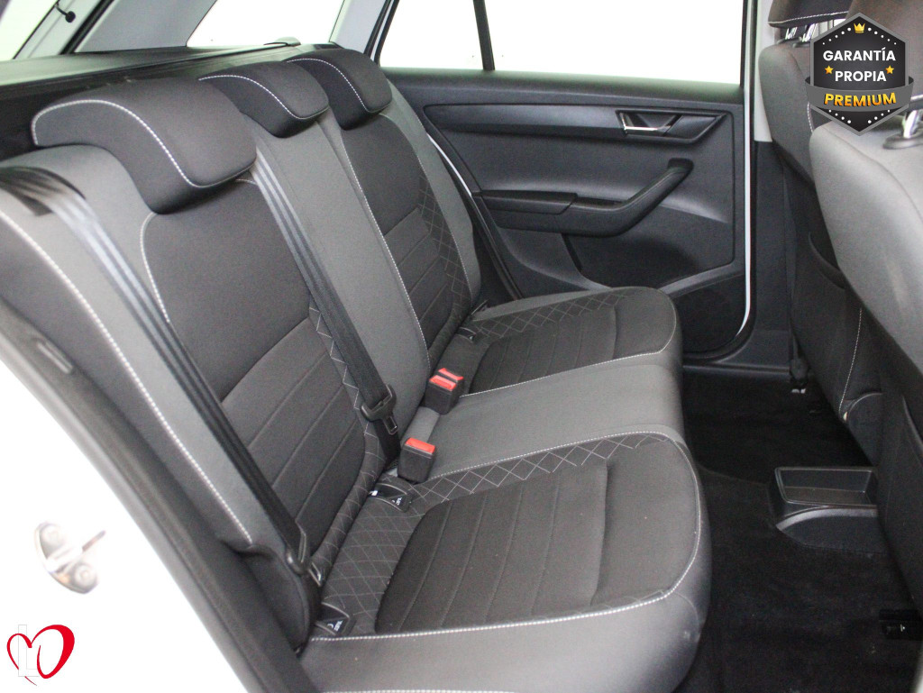 SKODA FABIA COMBI 1.0 TSI AMBITION 95 de segunda mano