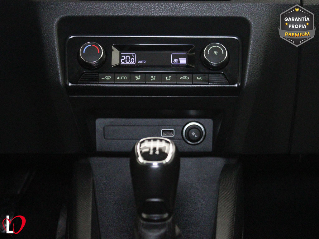 SKODA FABIA COMBI 1.0 TSI AMBITION 95 de segunda mano