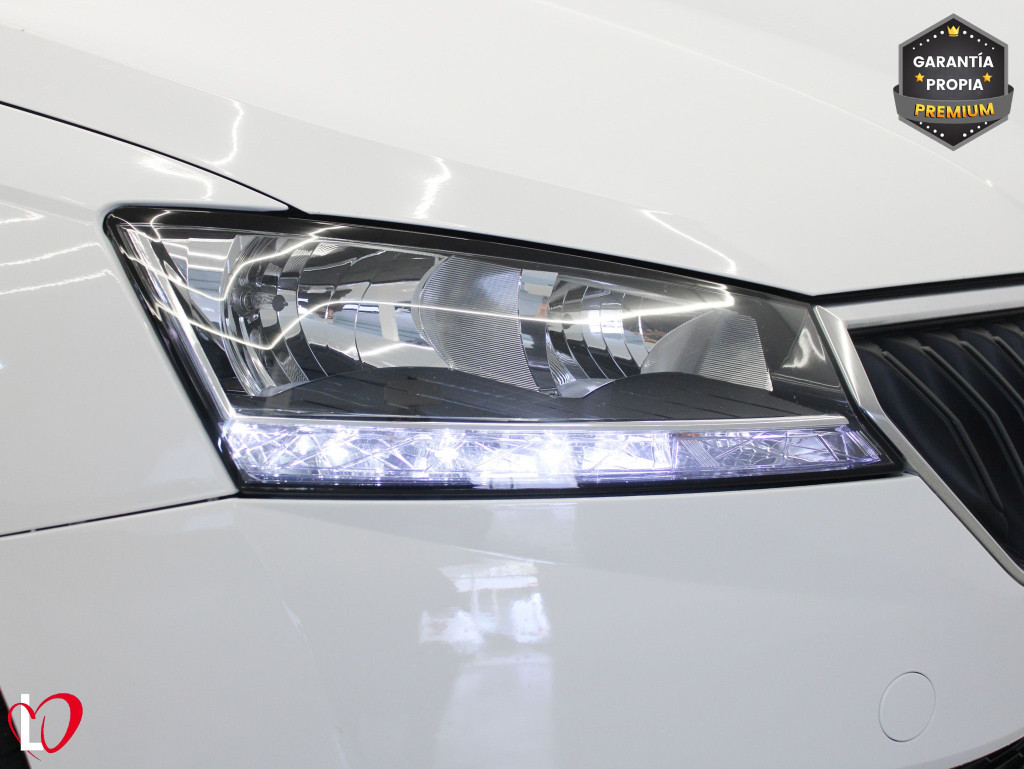 SKODA FABIA COMBI 1.0 TSI AMBITION 95 de segunda mano