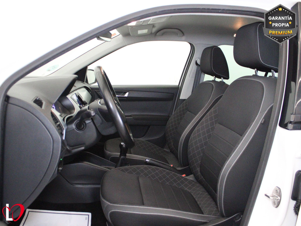 SKODA FABIA COMBI 1.0 TSI AMBITION 95 de segunda mano