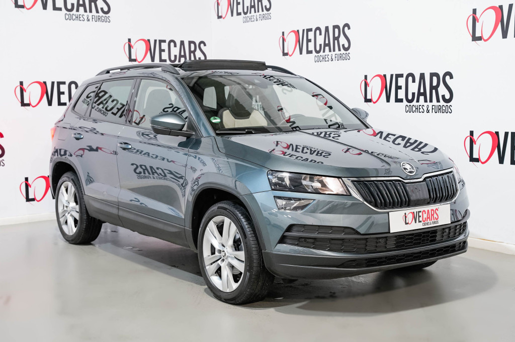 SKODA KAROQ 1.6 TDI STYLE TECHO 115 de segunda mano