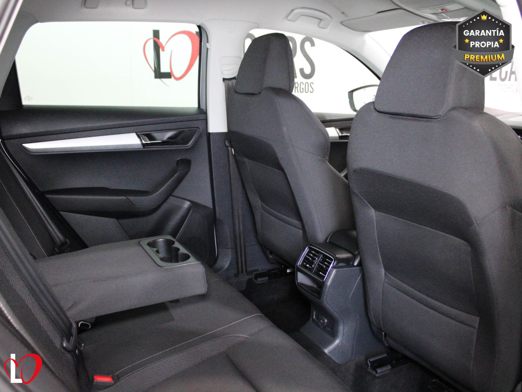 SKODA KAROQ 2.0 TDI ADBLUE AMBITION 6 VEL 150 de segunda mano