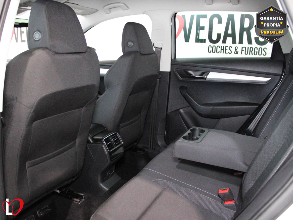 SKODA KAROQ 2.0 TDI ADBLUE AMBITION 6 VEL 150 de segunda mano