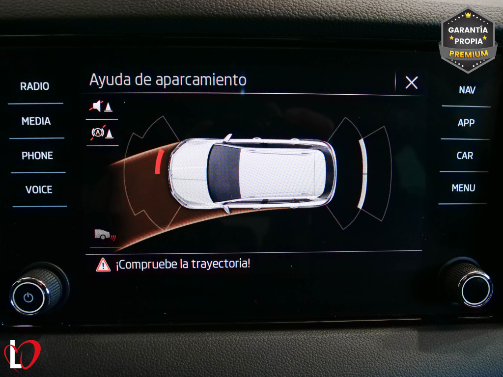 SKODA KAROQ 2.0 TDI AMBITION 150 de segunda mano