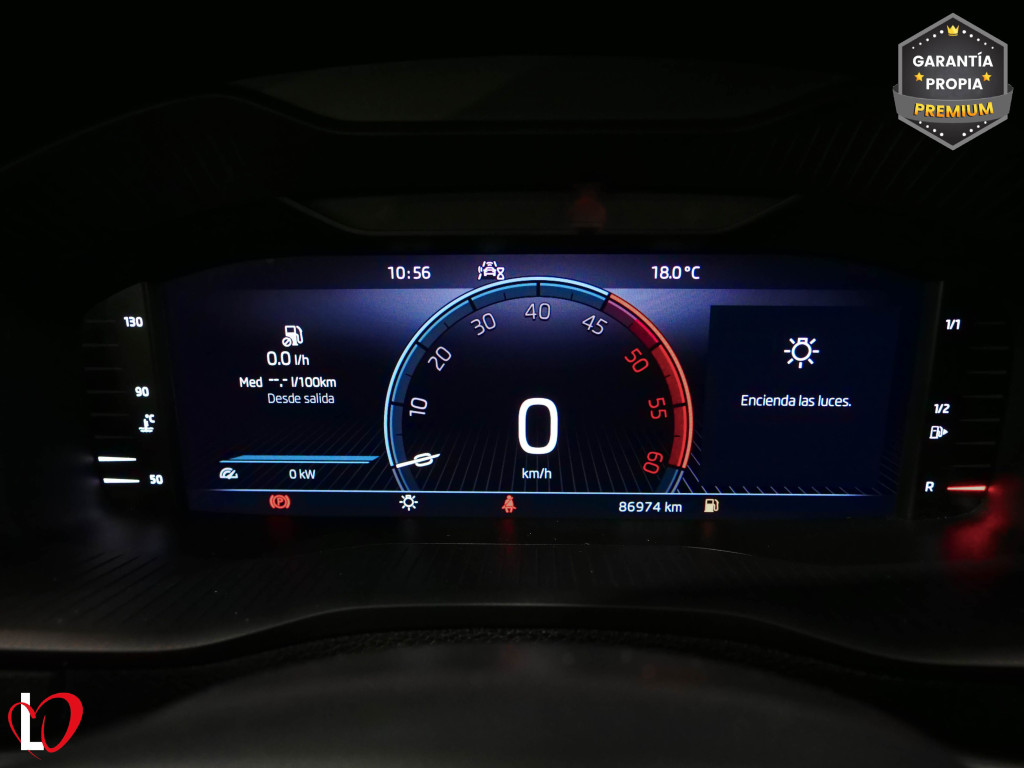 SKODA KAROQ 2.0 TDI AMBITION 150 de segunda mano