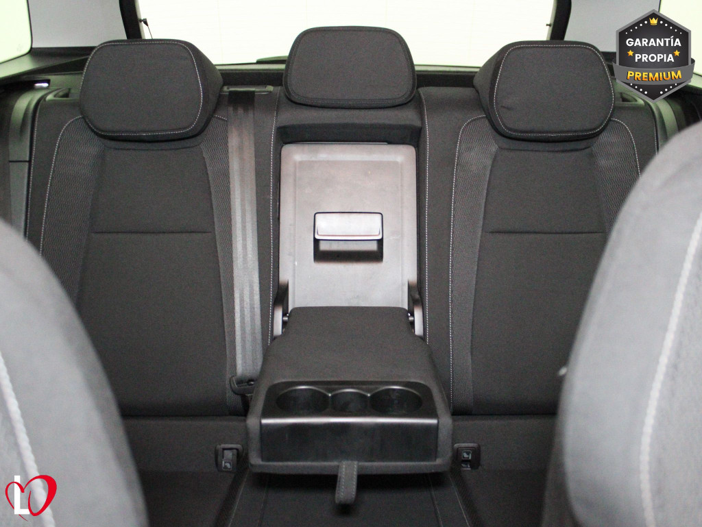 SKODA KAROQ 2.0 TDI DSG 4X4 AMBITION + PACK MULTIMEDIA 150 de segunda mano