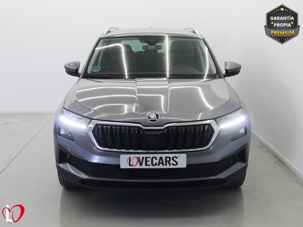 SKODA KAROQ 2.0 TDI DSG 4X4 AMBITION + PACK MULTIMEDIA 150 de segunda mano