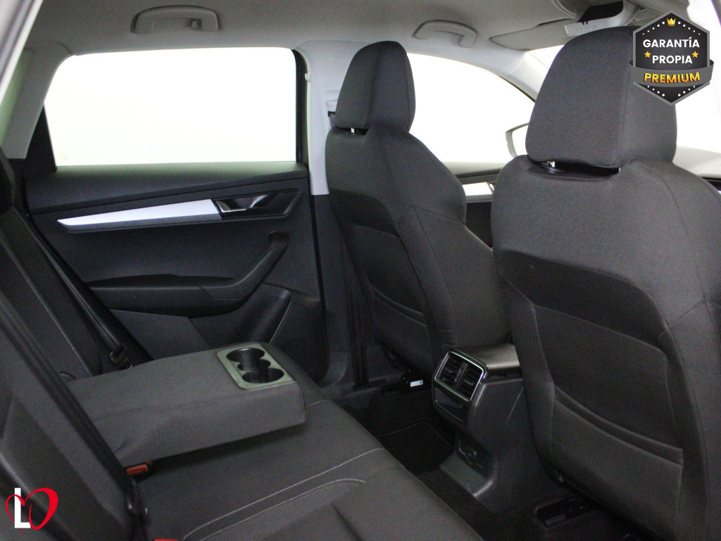 SKODA KAROQ 2.0 TDI DSG 4X4 AMBITION + PACK MULTIMEDIA 150 de segunda mano