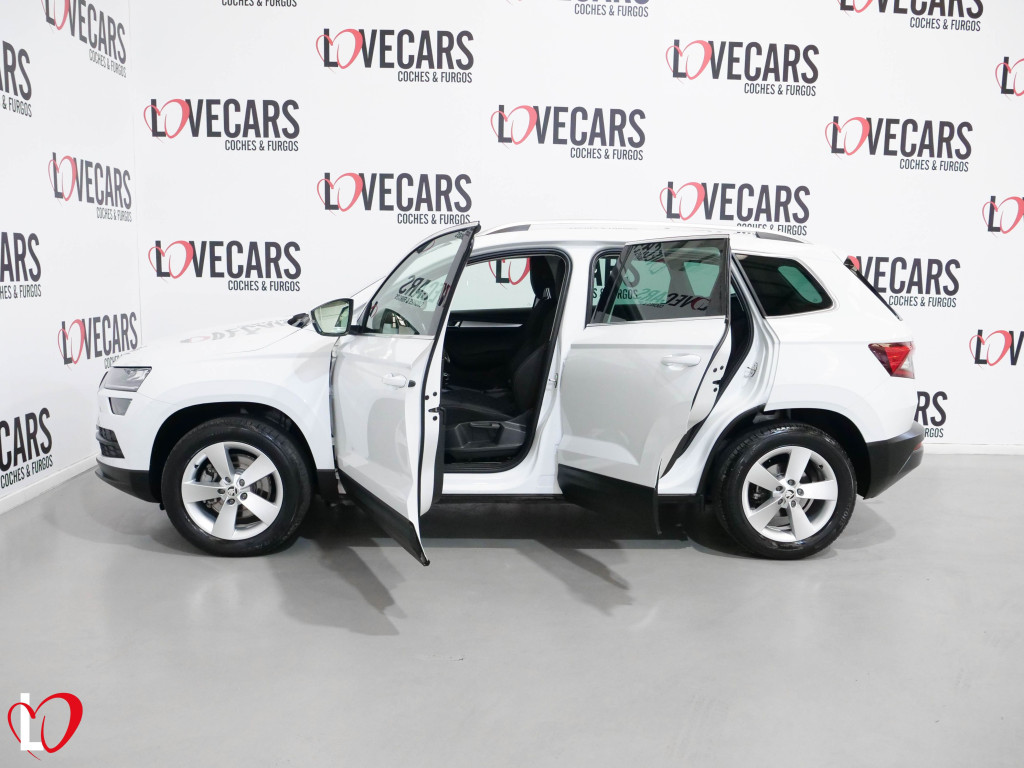 SKODA KAROQ 2.0 TDI DSG-7 4X4 CR AMBITION 150 de segunda mano