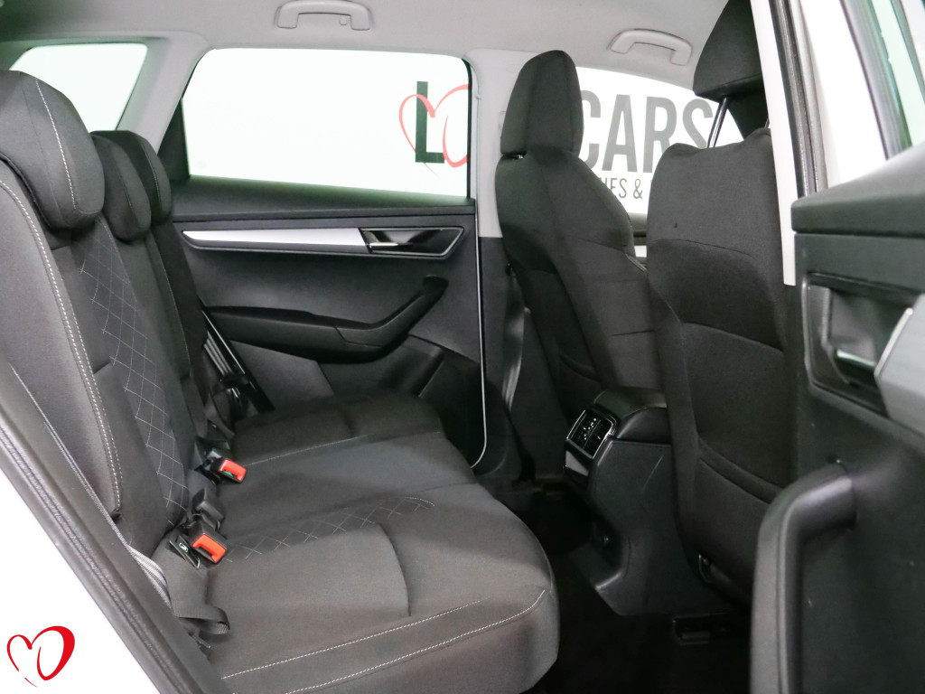 SKODA KAROQ 2.0 TDI DSG-7 4X4 CR AMBITION 150 de segunda mano