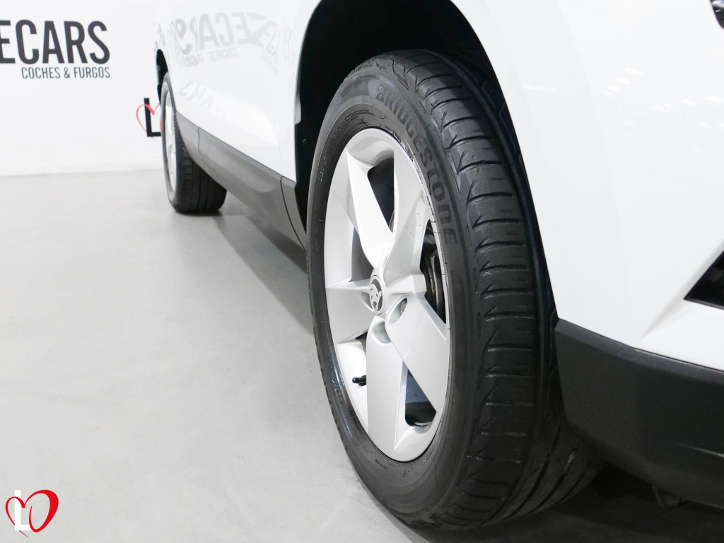 SKODA KAROQ 2.0 TDI DSG-7 4X4 CR AMBITION 150 de segunda mano