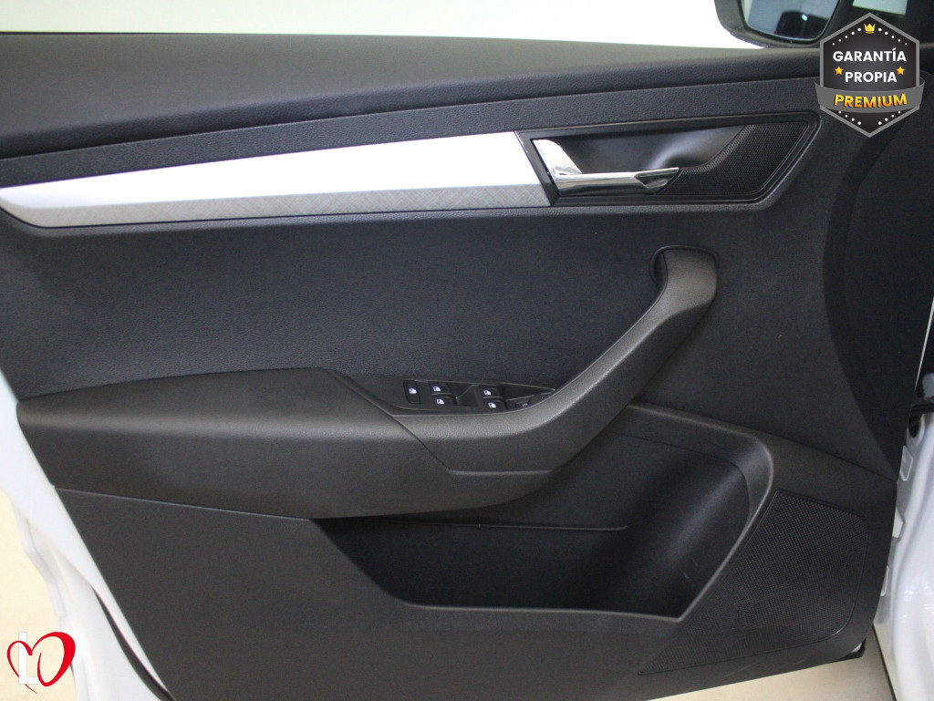 SKODA KAROQ 2.0TDI DSG 4X4 ADBLUE AMBITION 150 de segunda mano