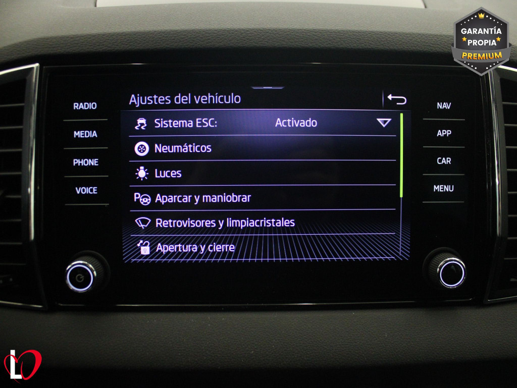 SKODA KAROQ 2.0TDI DSG 4X4 ADBLUE AMBITION 150 de segunda mano