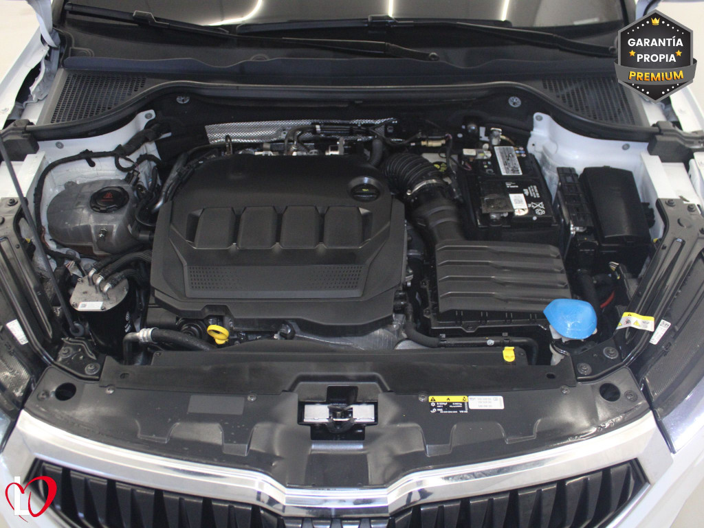 SKODA KAROQ 2.0TDI DSG 4X4 ADBLUE AMBITION 150 de segunda mano