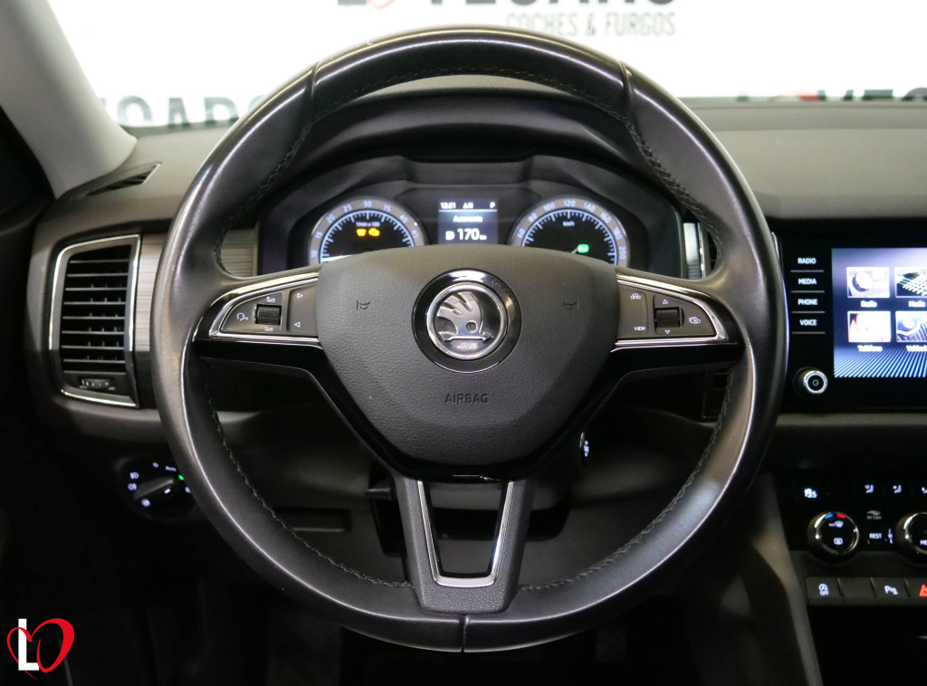 SKODA KODIAQ 2.0 TDI DSG AMBITION 7 PL 150 de segunda mano