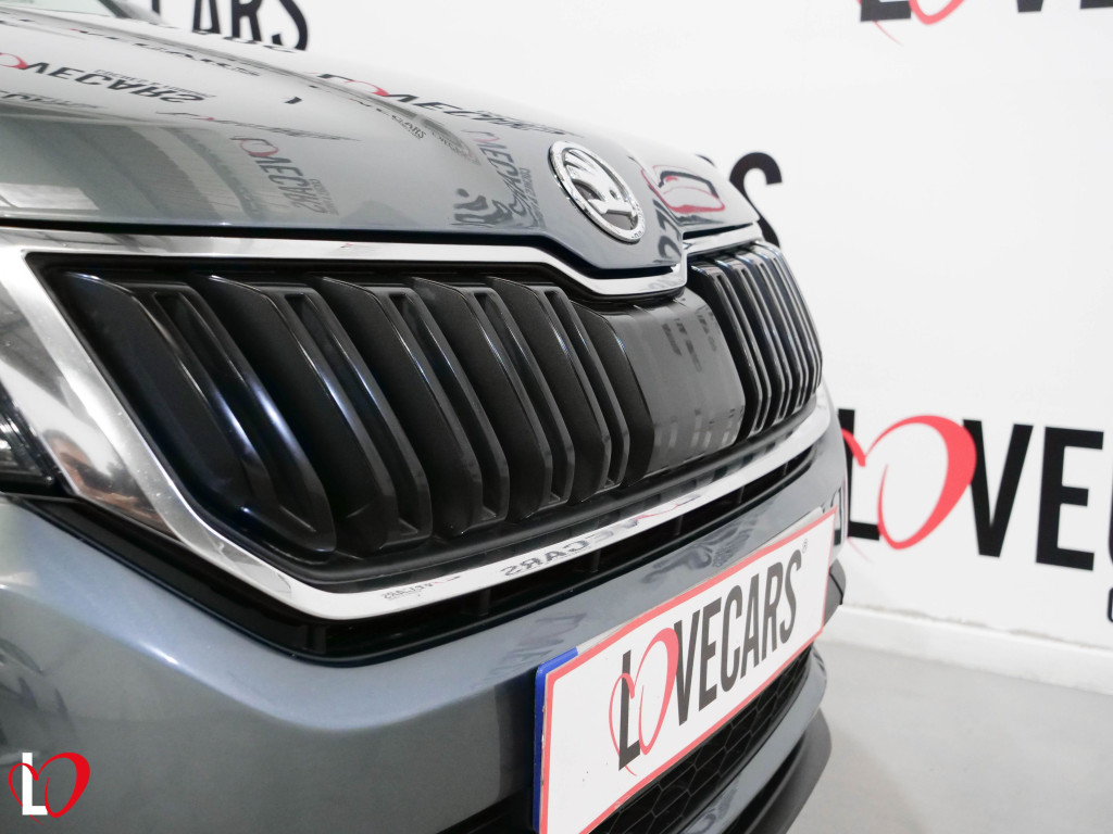 SKODA KODIAQ 2.0 TDI DSG AMBITION 7 PL 150 de segunda mano