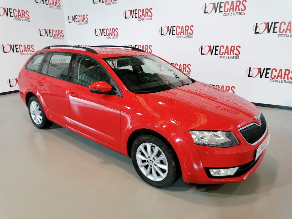 SKODA OCTAVIA 2.0 TDI COMBI AMBITION 150 de segunda mano