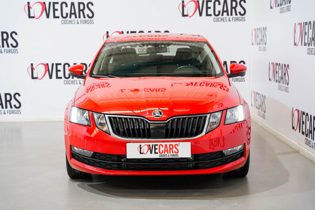 SKODA OCTAVIA 2.0 TDI CR AMBITION 150 de segunda mano