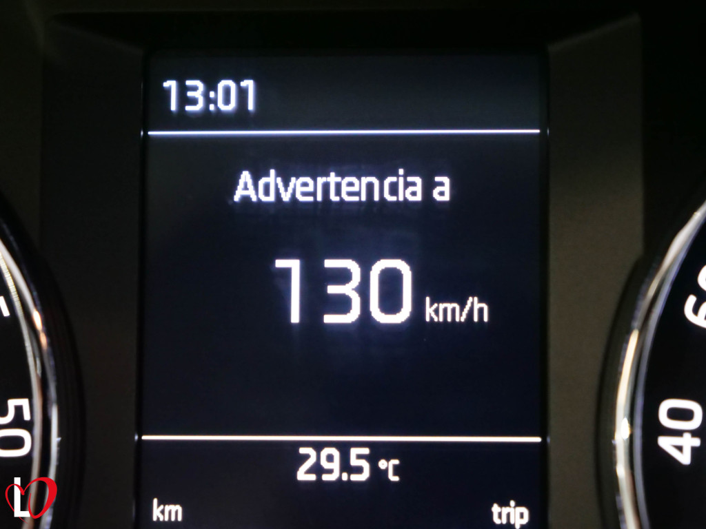 SKODA OCTAVIA 2.0 TDI CR AMBITION 6 VEL 150 de segunda mano