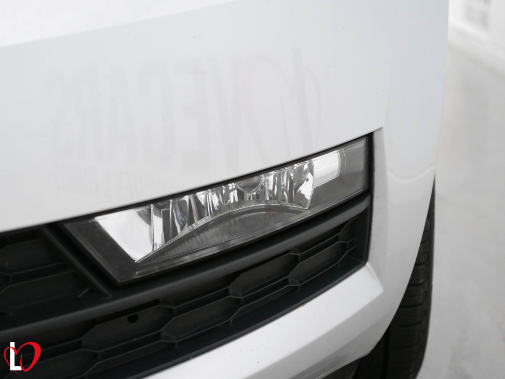 SKODA OCTAVIA 2.0 TDI CR AMBITION 6 VEL 150 de segunda mano