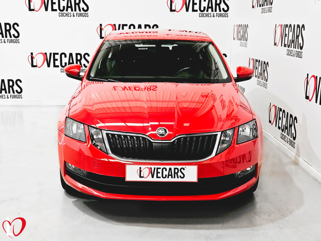 SKODA OCTAVIA 2.0 TDI CR AMBITION 6 VEL 150 de segunda mano