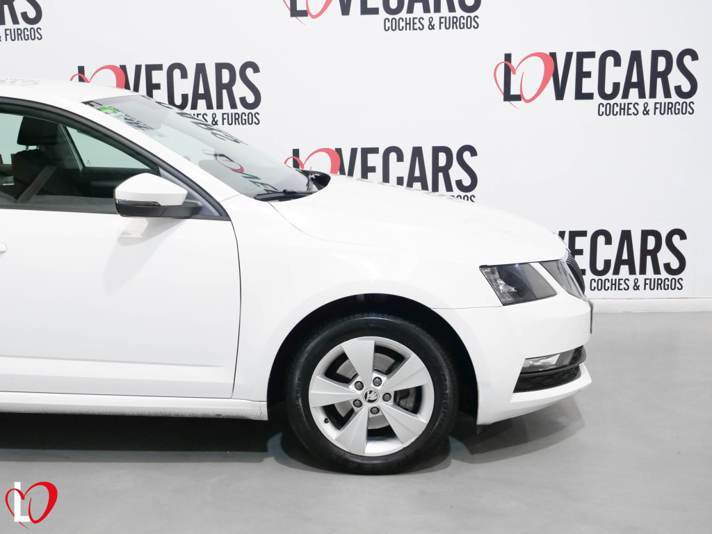 SKODA OCTAVIA 2.0 TDI DSG-7 CR AMBITION 150 de segunda mano
