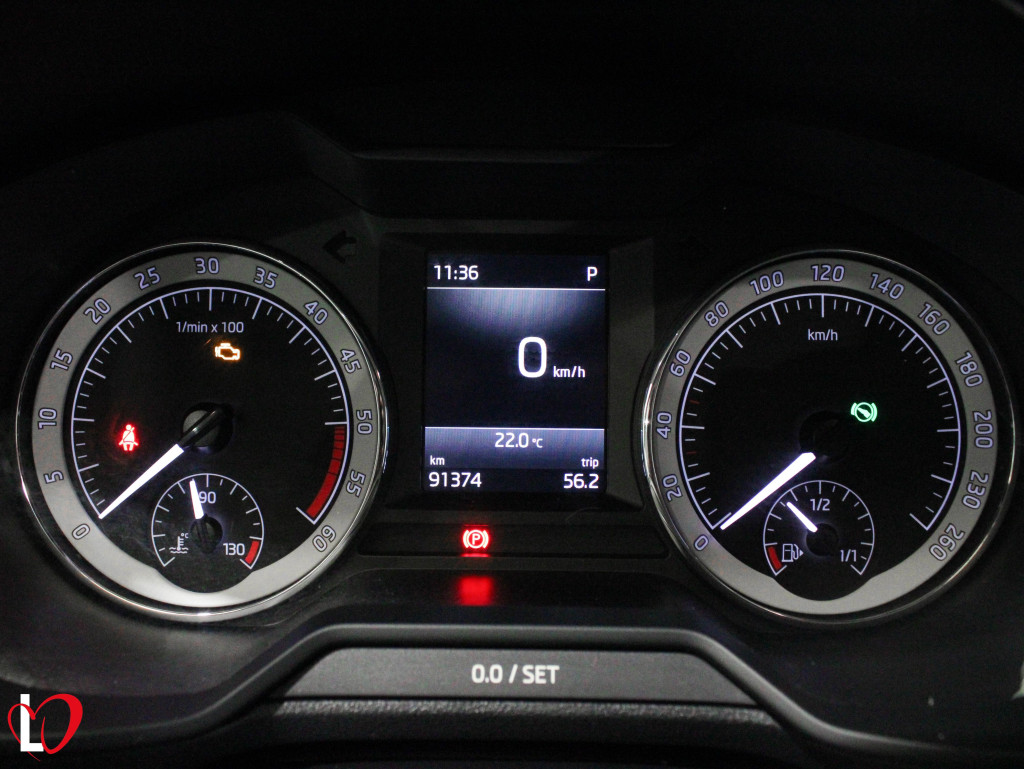SKODA OCTAVIA 2.0 TDI DSG-7 CR AMBITION 150 de segunda mano