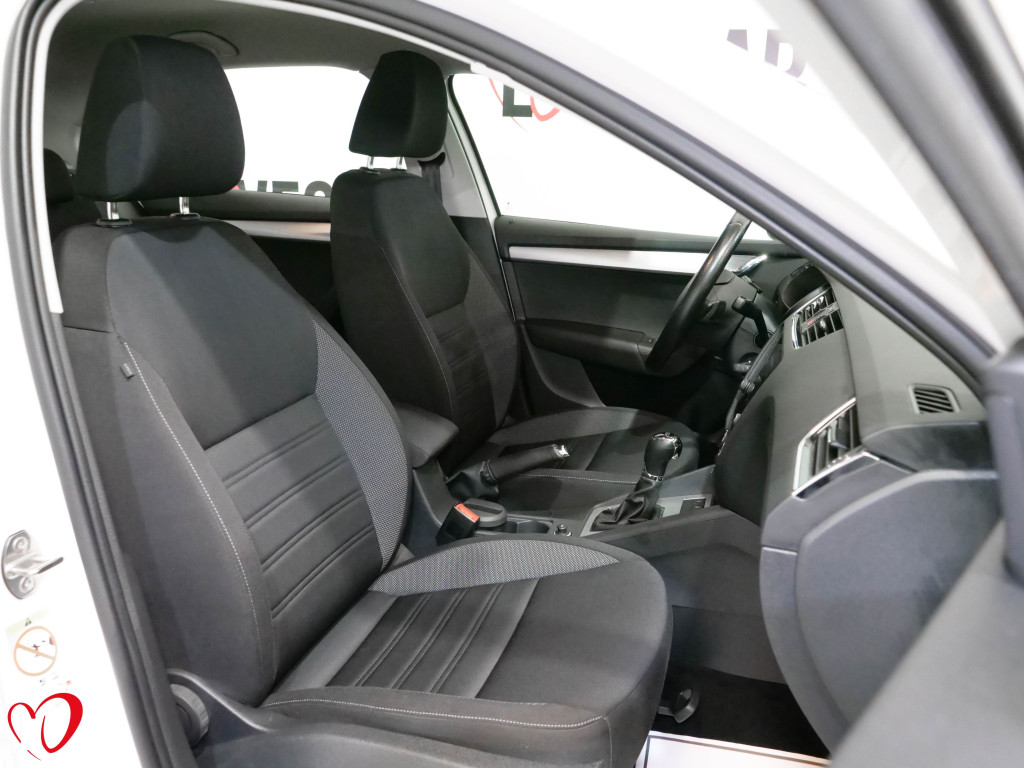 SKODA OCTAVIA 2.0 TDI DSG-7 CR AMBITION 150 de segunda mano