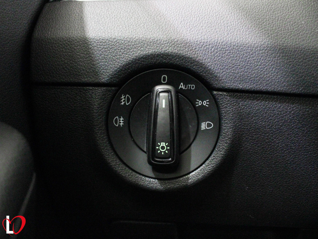 SKODA OCTAVIA 2.0 TDI DSG-7 CR AMBITION 150 de segunda mano