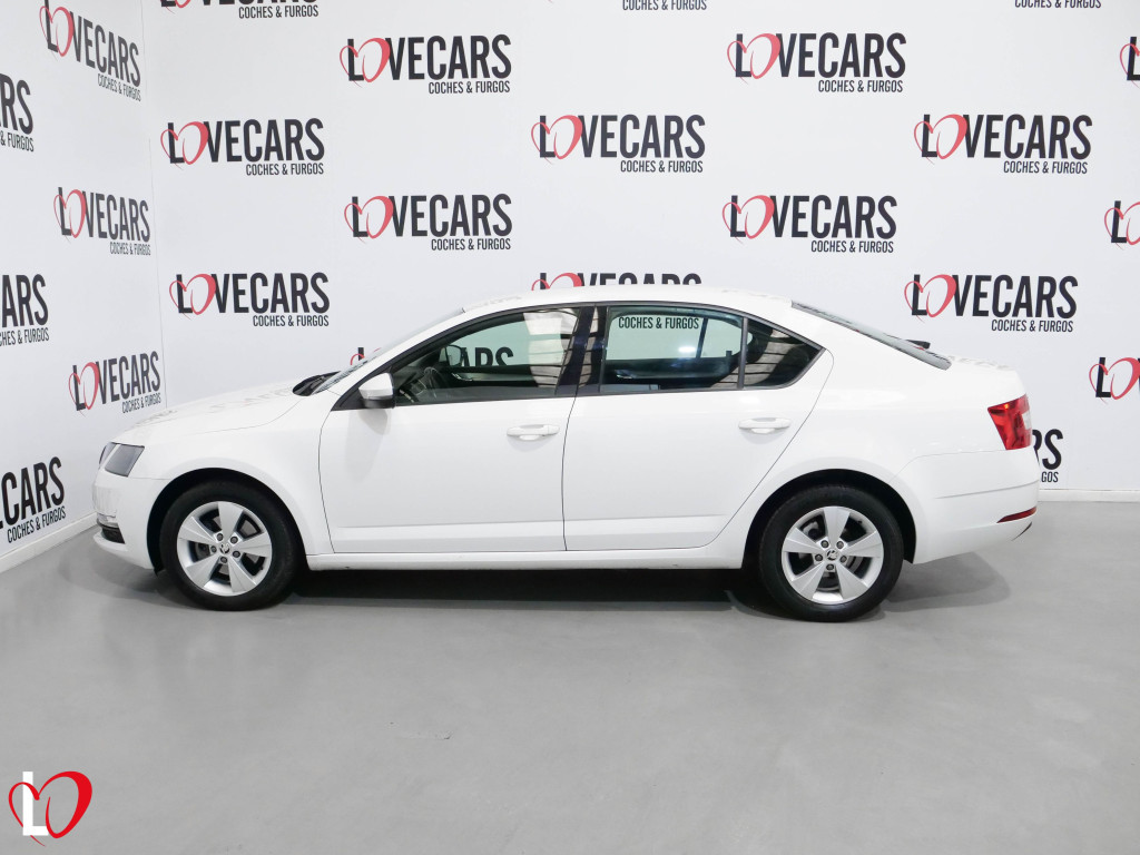 SKODA OCTAVIA 2.0 TDI DSG-7 CR AMBITION 150 de segunda mano