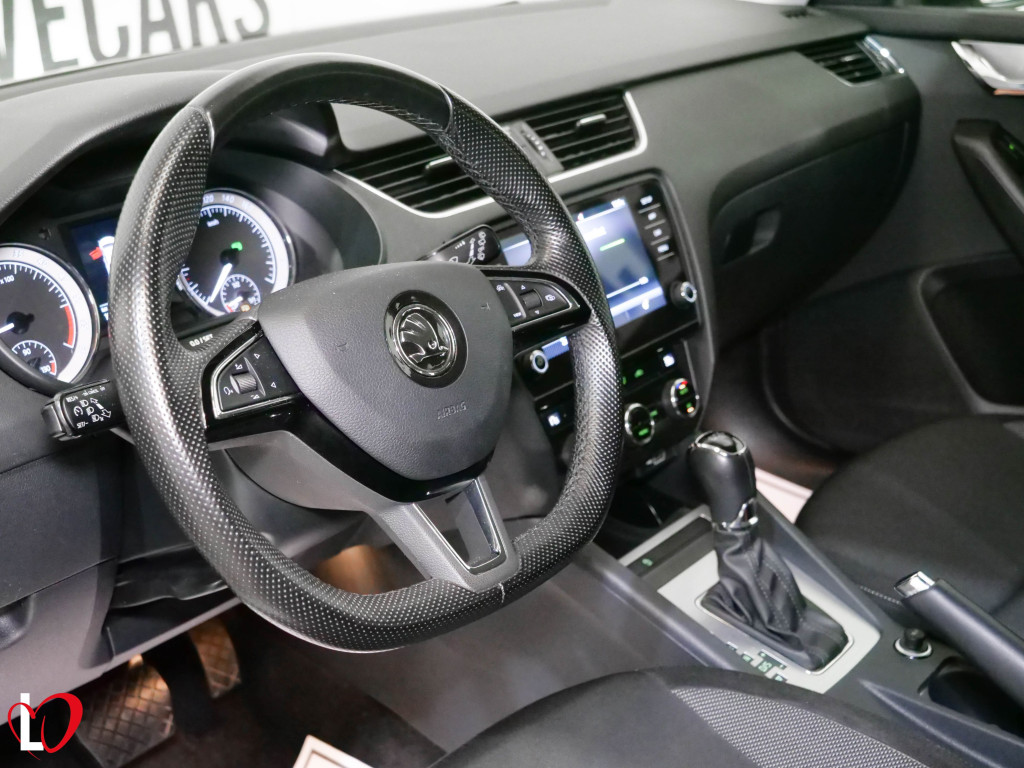 SKODA OCTAVIA 2.0 TDI DSG-7 CR AMBITION 150 de segunda mano