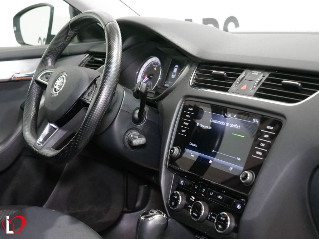 SKODA OCTAVIA 2.0 TDI DSG-7 CR AMBITION 150 de segunda mano