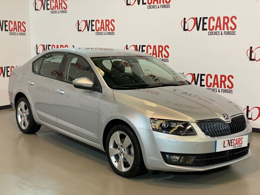 SKODA OCTAVIA 2.0 TDI STYLE DSG 150 de segunda mano