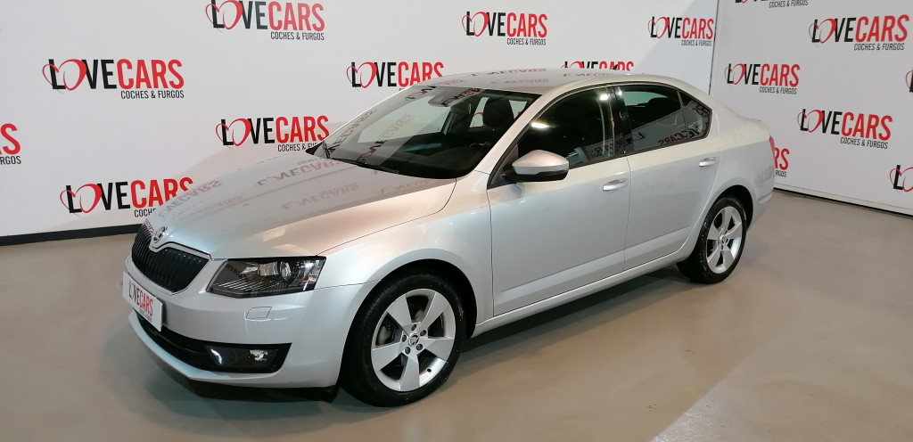 SKODA OCTAVIA 2.0 TDI STYLE DSG 150 de segunda mano