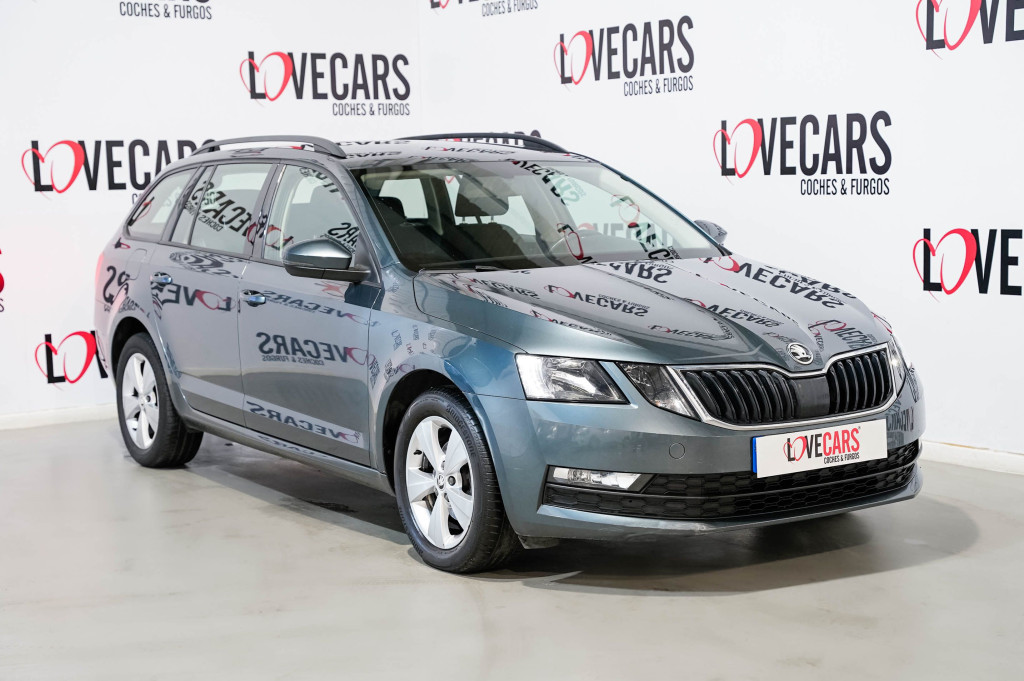 SKODA OCTAVIA COMBI 1.6 TDI COMBI LIKE 115 de segunda mano