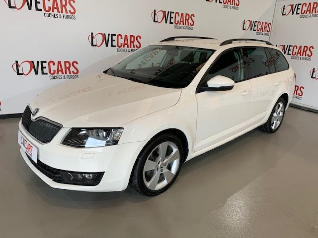 SKODA OCTAVIA COMBI 2.0 TDI S&S STYLE 150 de segunda mano