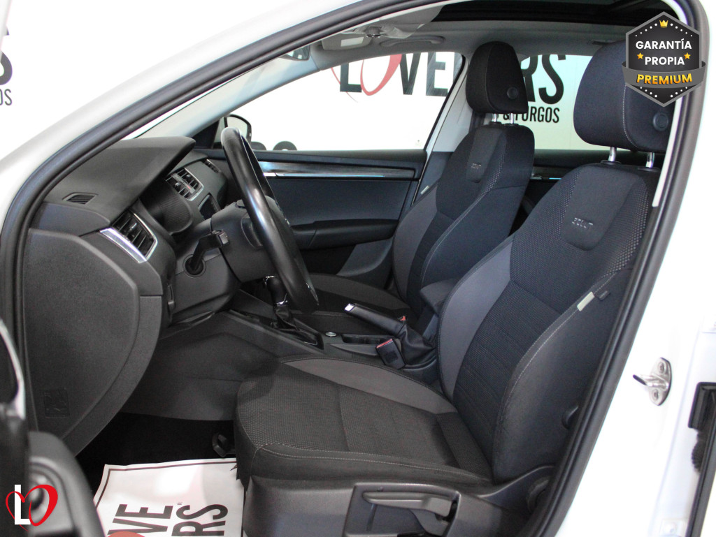 SKODA OCTAVIA SCOUT 2.0 TDI DSG 4X4 SCOUT 150 de segunda mano