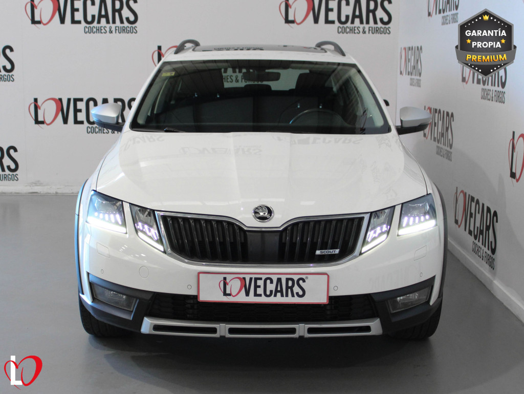 SKODA OCTAVIA SCOUT 2.0 TDI DSG 4X4 SCOUT 150 de segunda mano
