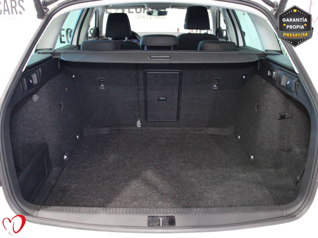 SKODA OCTAVIA SCOUT 2.0 TDI DSG 4X4 SCOUT 150 de segunda mano