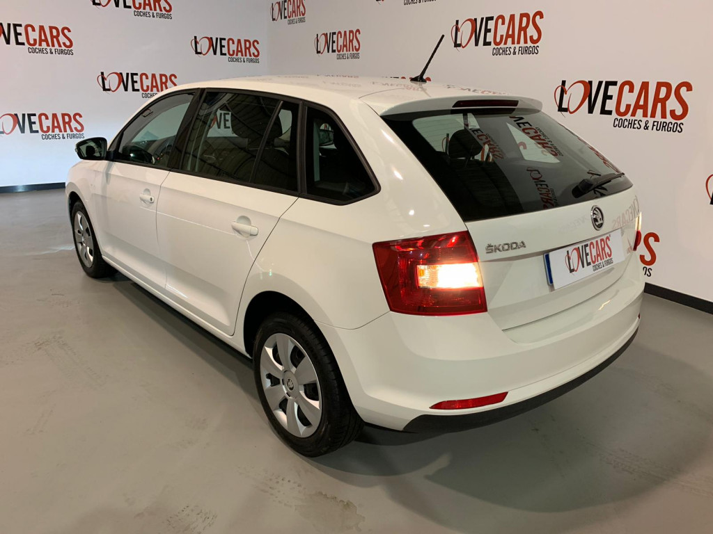 SKODA RAPID 1.4 TDI SPACEBACK AMBITION GPS de segunda mano